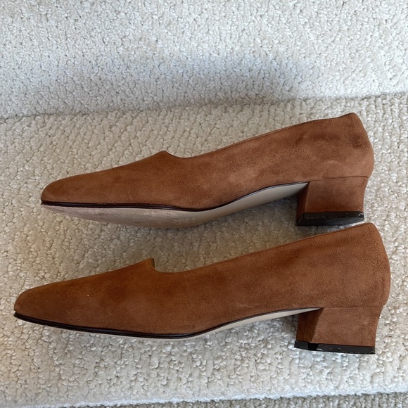 Valentina Rangoni Suede Loafer - Picture 3 of 11